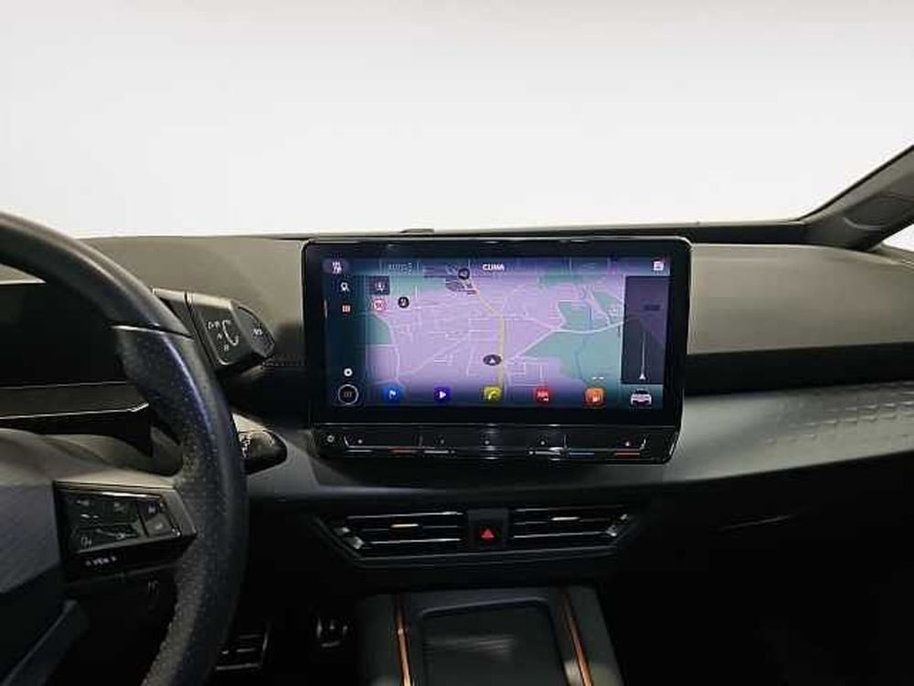 Cupra Born usata a Lecco (10)
