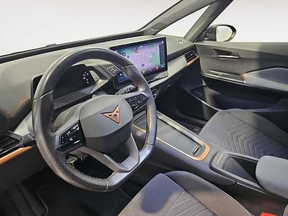 Cupra Born usata a Lecco (15)