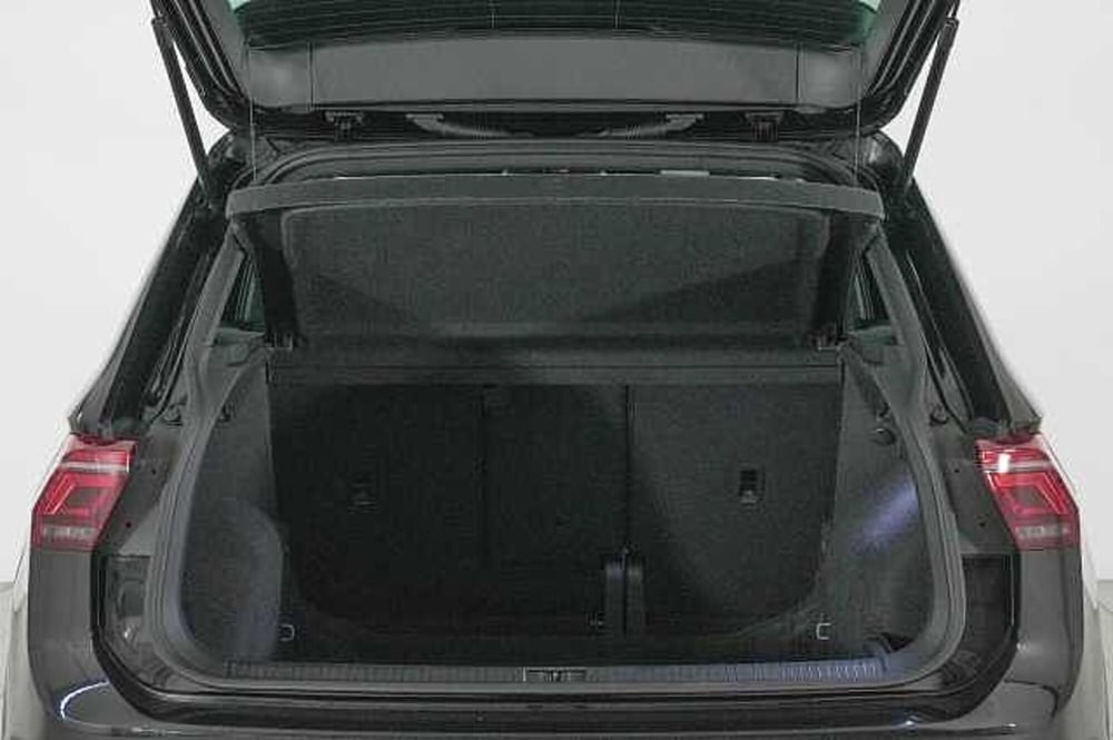Volkswagen Tiguan usata a Como (8)