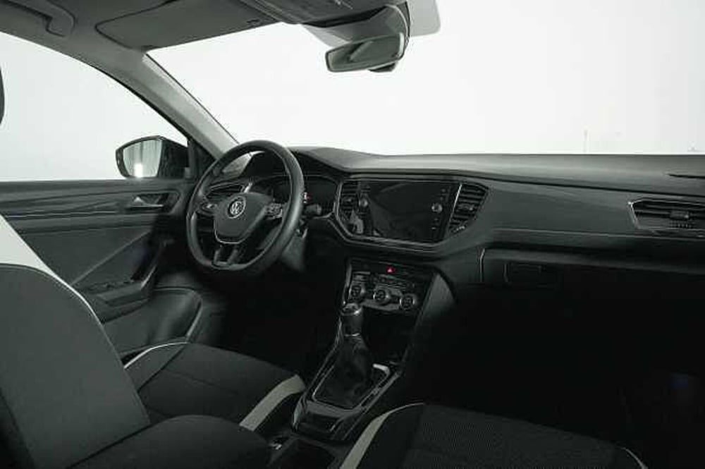 Volkswagen T-Roc usata a Como (8)