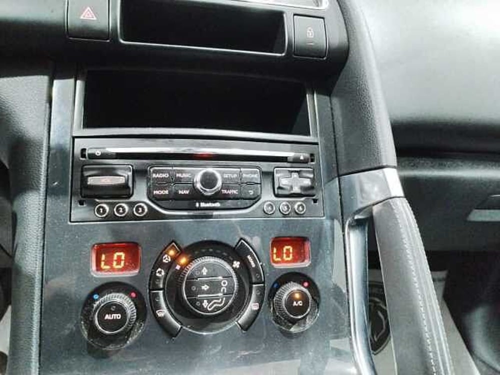 Peugeot 3008 usata a Lecce (13)