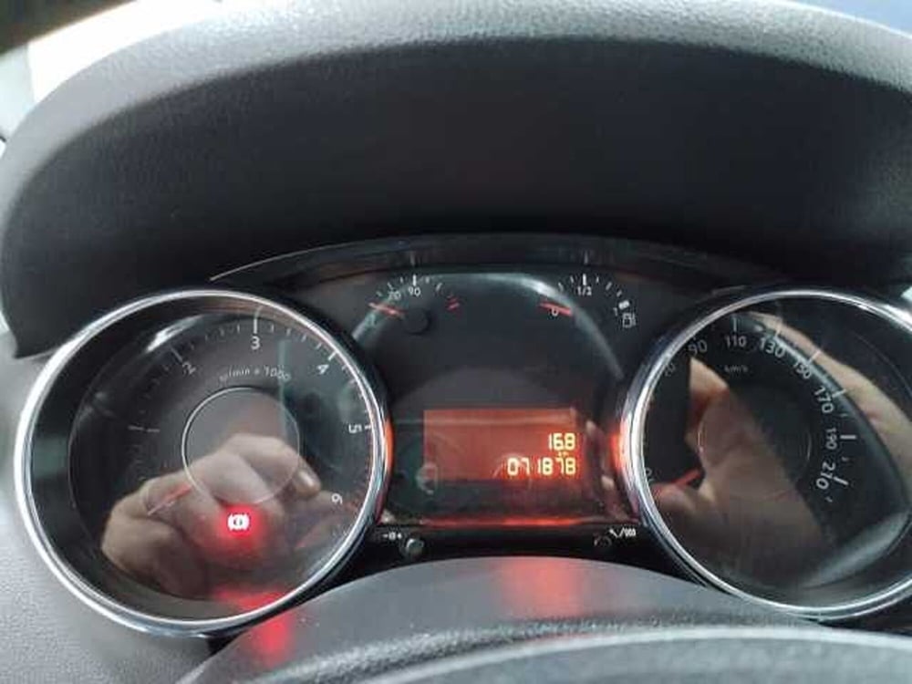 Peugeot 3008 usata a Lecce (9)