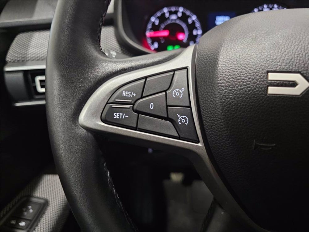 Dacia Sandero usata a Palermo (14)