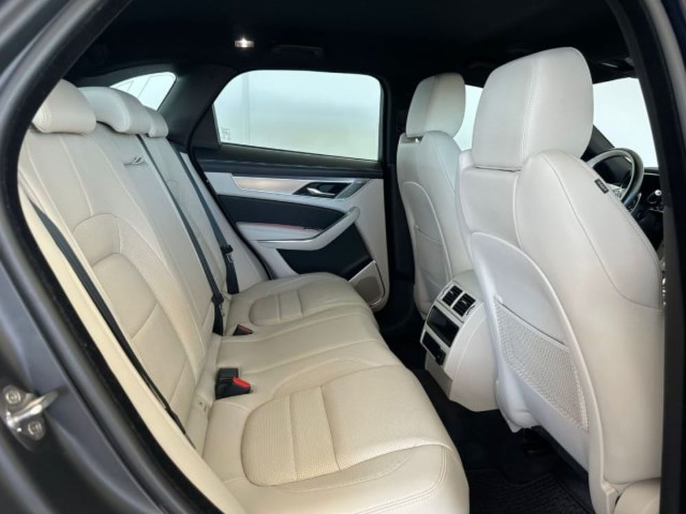 Jaguar F-Pace usata a Modena (5)