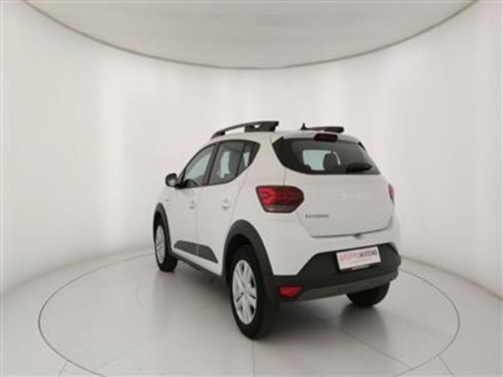 Dacia Sandero Stepway usata a Bari (5)
