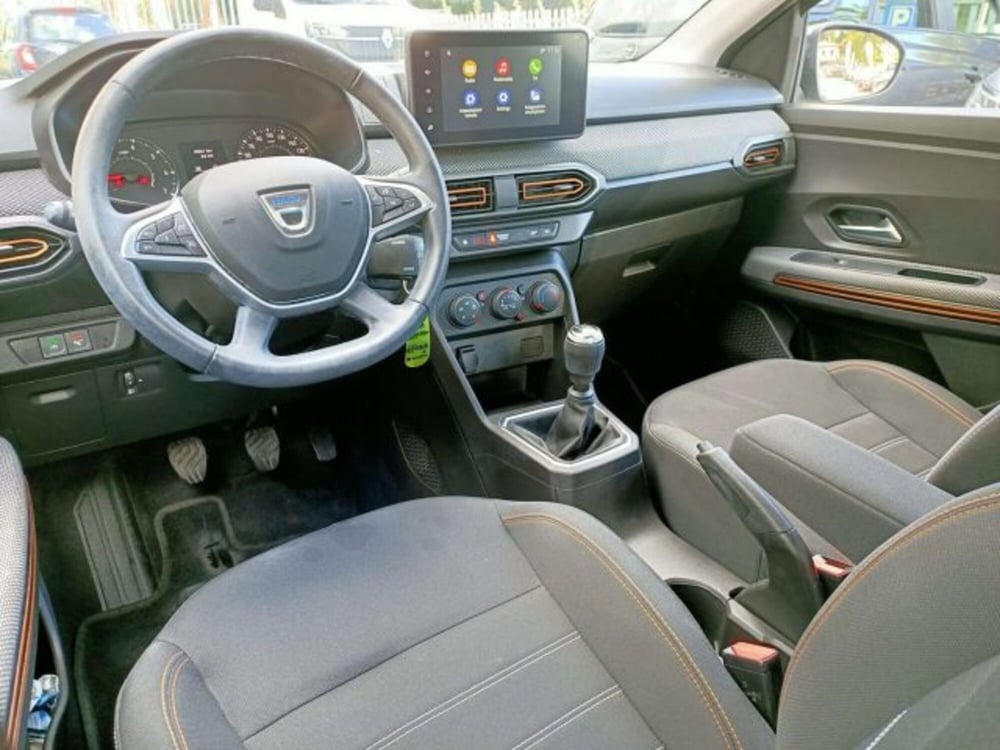 Dacia Sandero usata a Firenze (11)