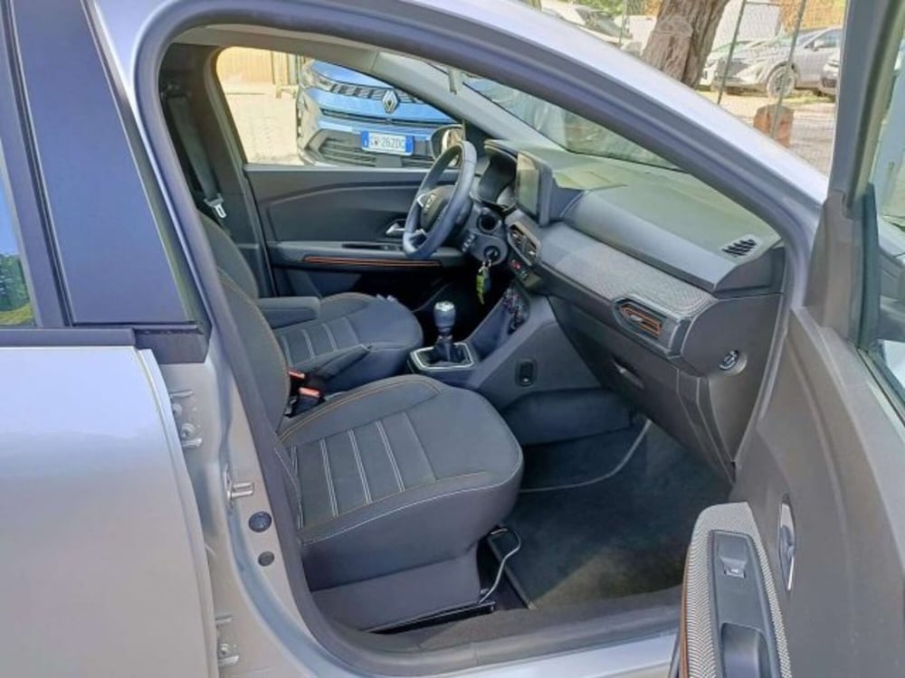 Dacia Sandero usata a Firenze (15)