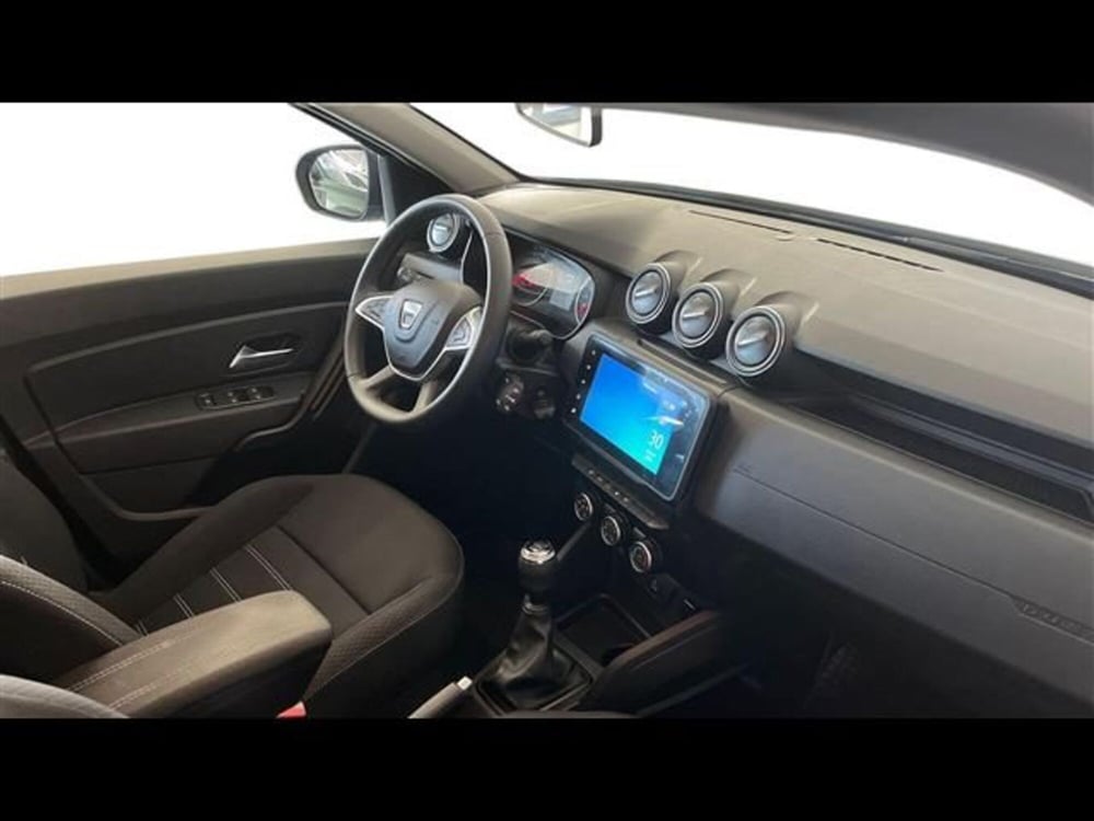 Dacia Duster usata a Firenze (12)