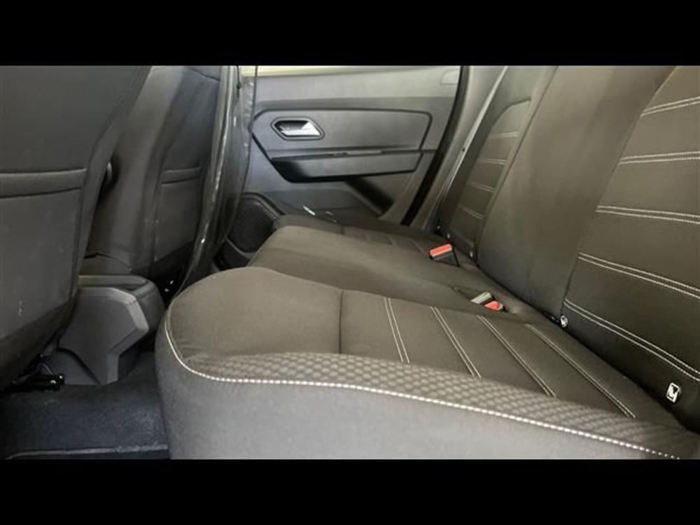 Dacia Duster usata a Firenze (14)