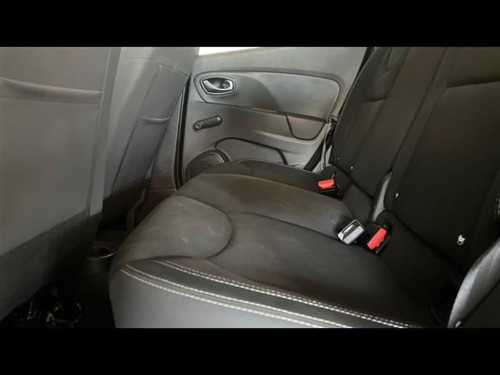 Renault Clio usata a Firenze (14)