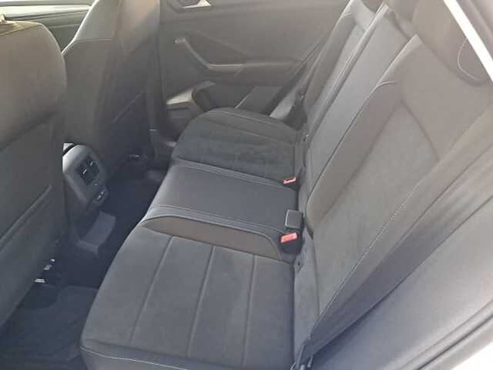 Volkswagen T-Roc usata a Ravenna (11)
