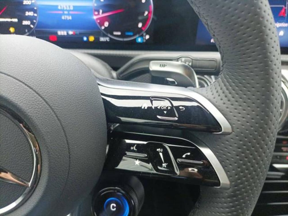 Mercedes-Benz Classe A usata a Milano (16)