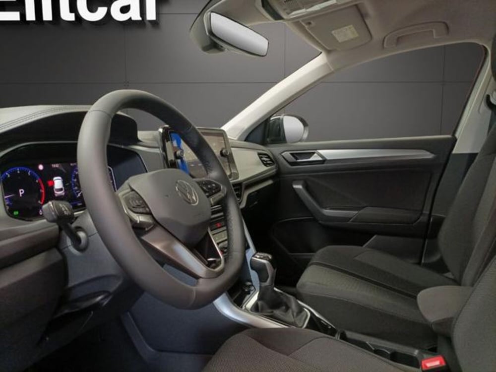 Volkswagen T-Roc nuova a Milano (12)
