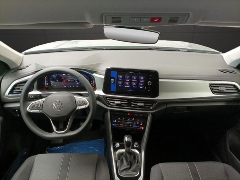 Volkswagen T-Roc nuova a Milano (8)
