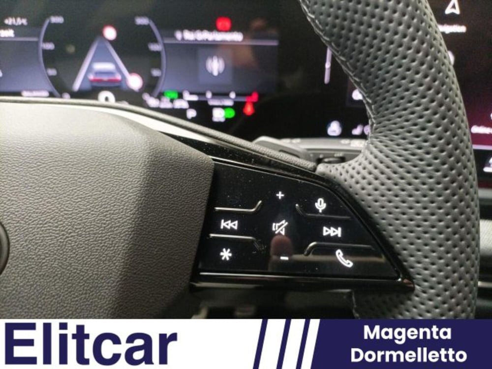 Audi A5 Avant nuova a Novara (15)