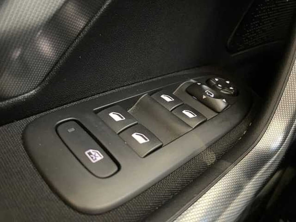 Peugeot 2008 usata a Ravenna (18)