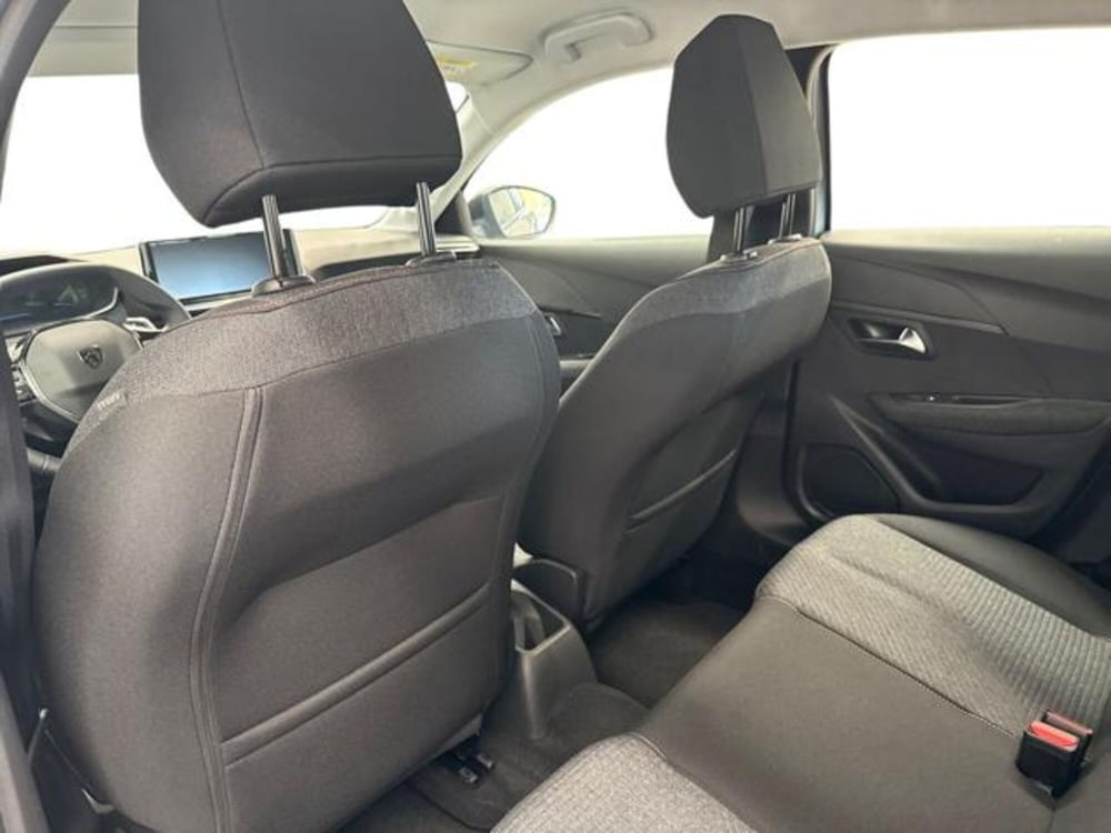 Peugeot 208 nuova a Ancona (17)