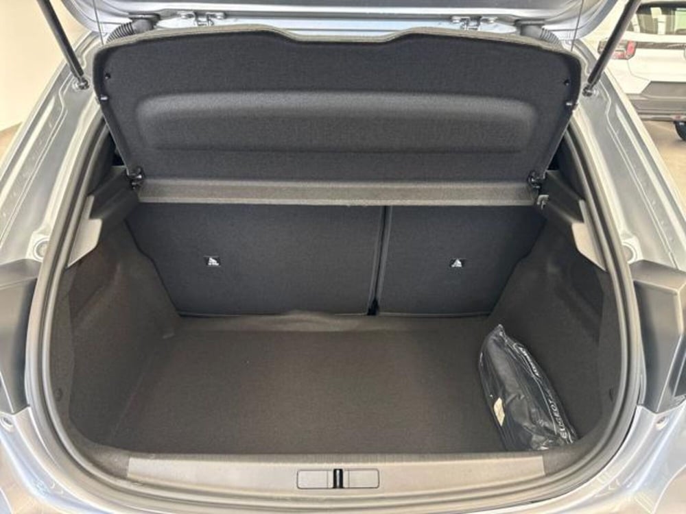 Peugeot 208 nuova a Ancona (7)
