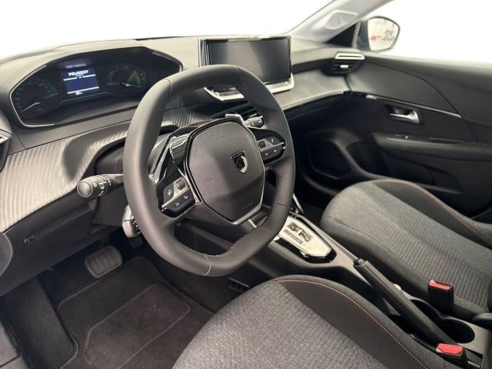 Peugeot 208 nuova a Ancona (9)