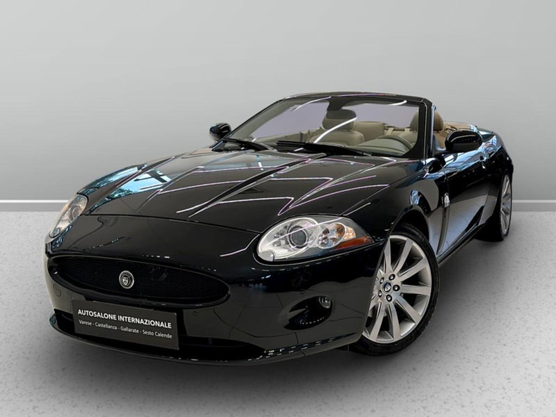 Jaguar XK usata a Varese