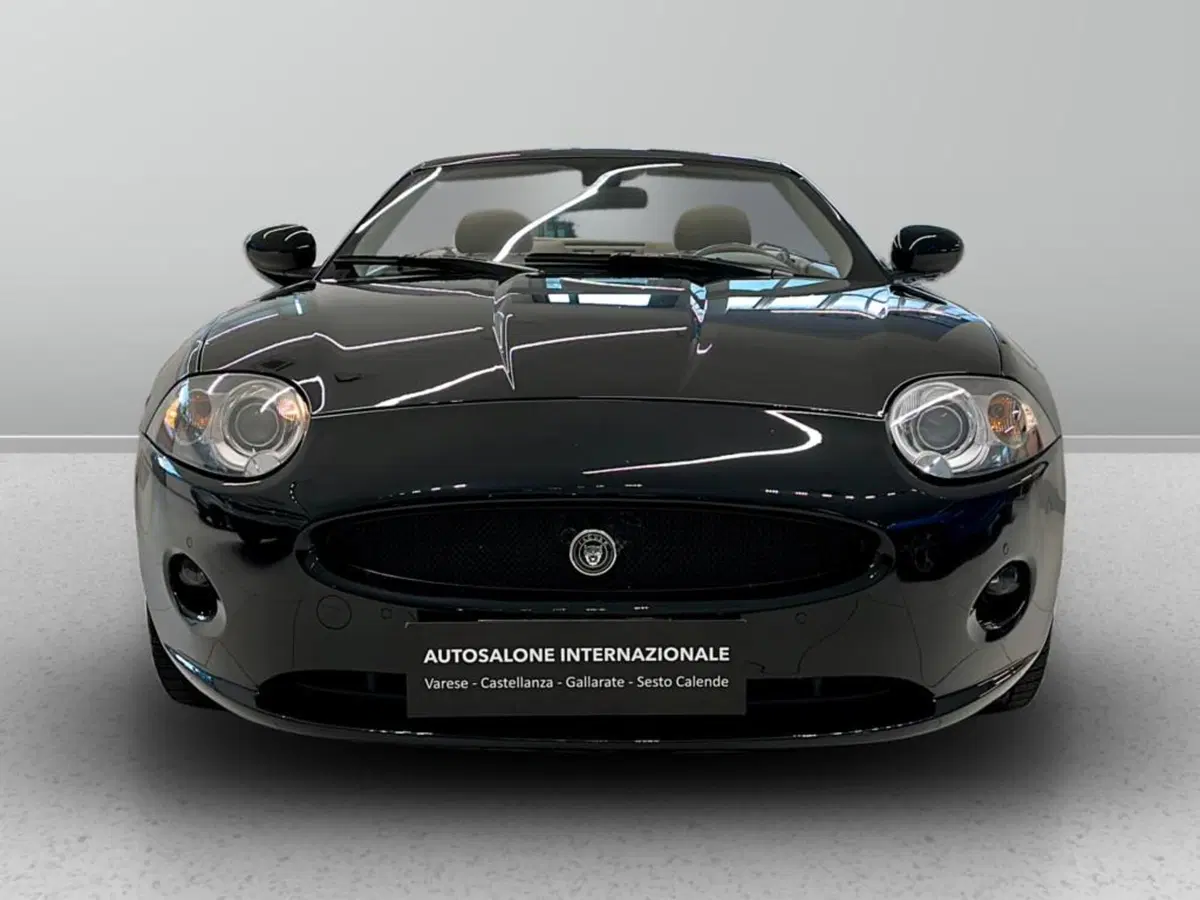 Jaguar XK usata a Varese (8)