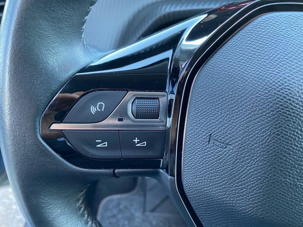 Peugeot 208 usata a Torino (12)