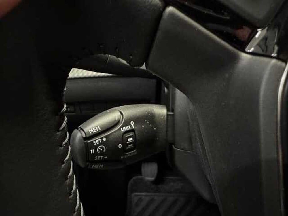 Peugeot 2008 nuova a Brescia (19)