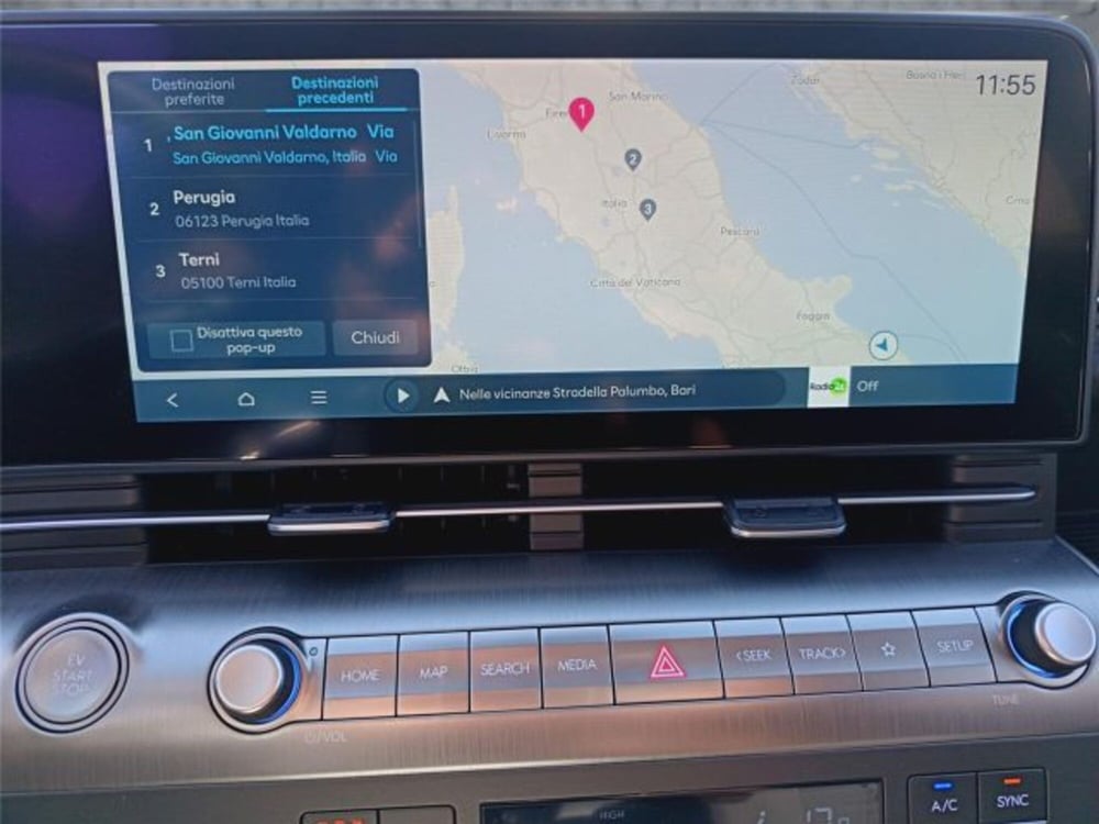 Hyundai Kona nuova a Bari (18)