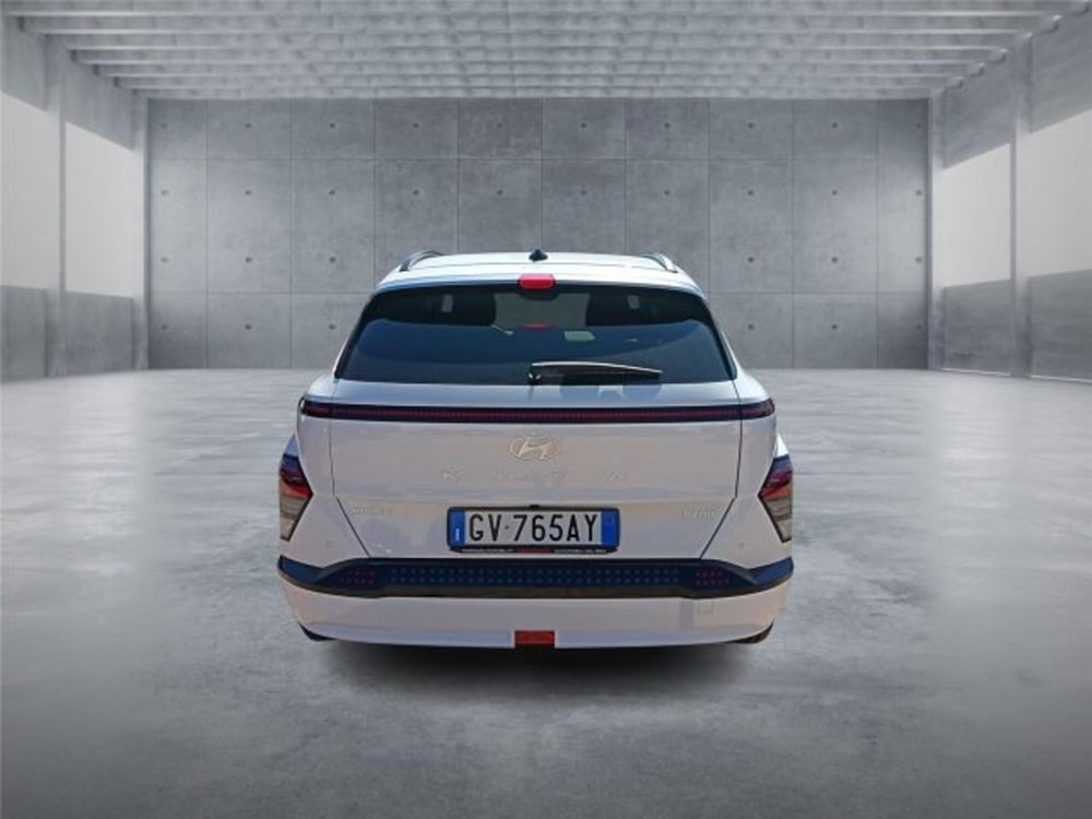Hyundai Kona nuova a Bari (5)