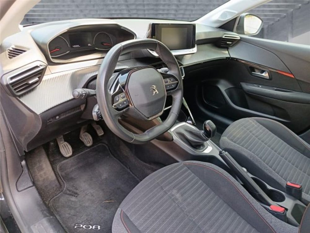 Peugeot 208 usata a Bari (10)