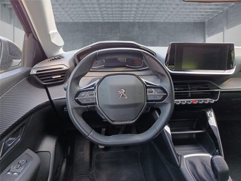 Peugeot 208 usata a Bari (14)
