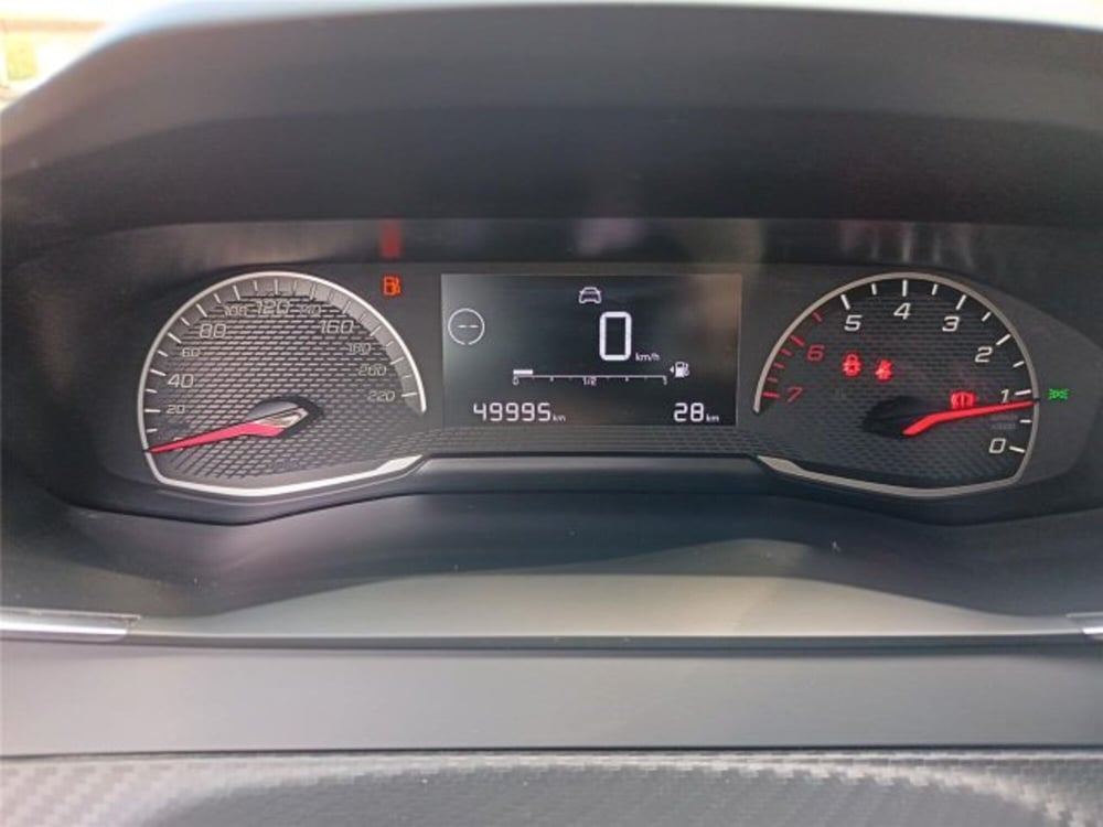 Peugeot 208 usata a Bari (16)