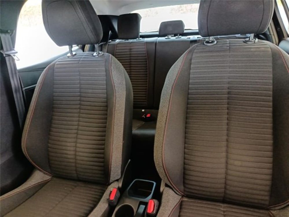 Peugeot 208 usata a Bari (19)