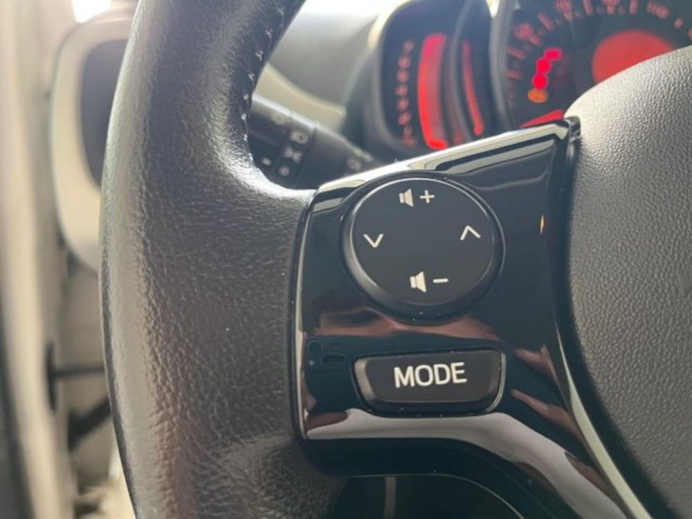 Peugeot 108 usata a Trapani (12)