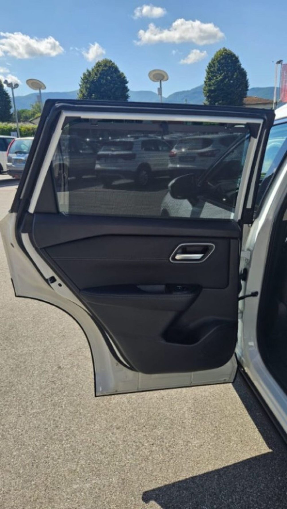 Nissan X-Trail nuova a Lucca (17)