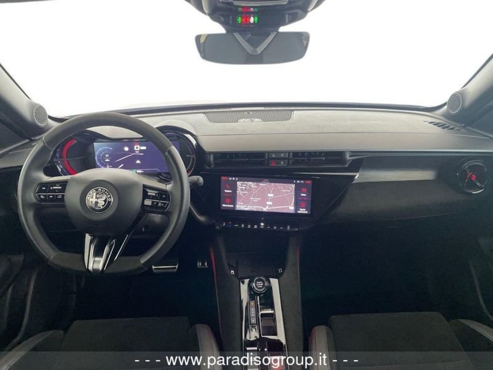 Alfa Romeo Junior nuova a Catanzaro (14)