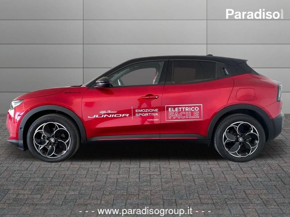Alfa Romeo Junior nuova a Catanzaro (6)