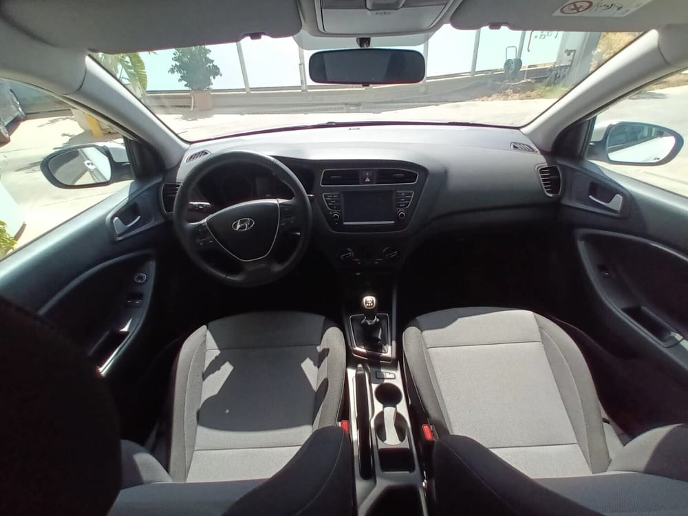 Hyundai i20 usata a Bari (7)