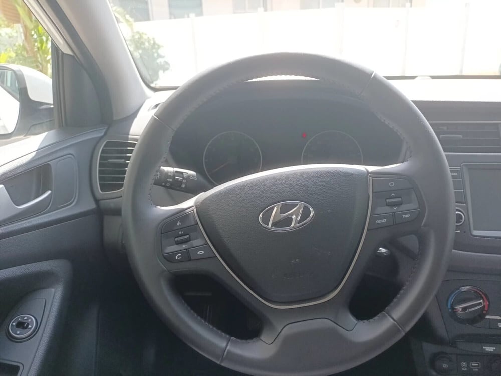 Hyundai i20 usata a Bari (9)