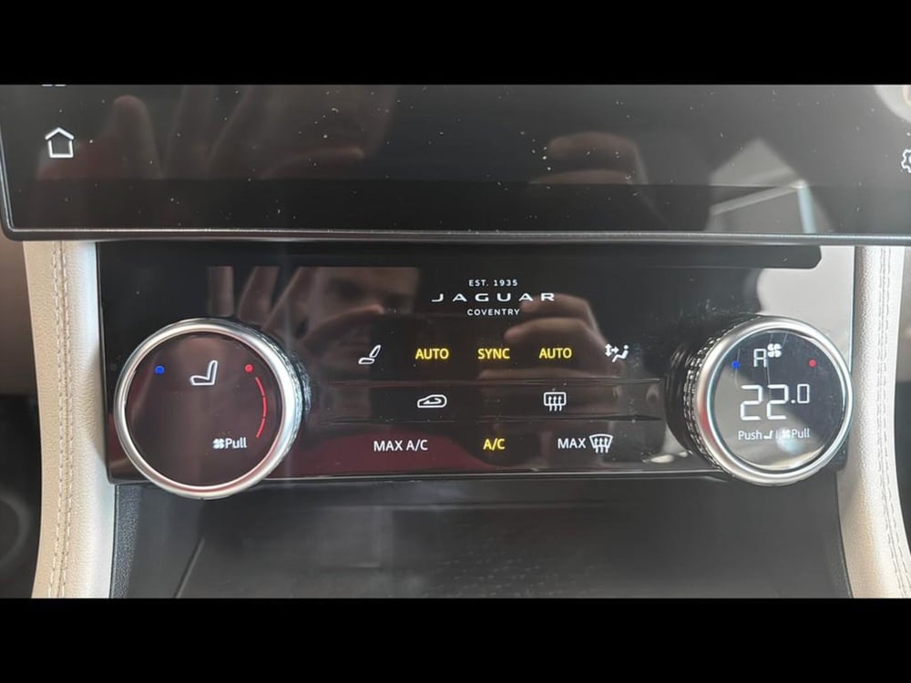 Jaguar F-Pace usata a Varese (12)