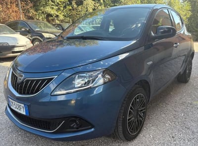 Lancia Ypsilon 1.0 FireFly 5 porte S&amp;S Hybrid Gold Plus del 2023 usata a Roma