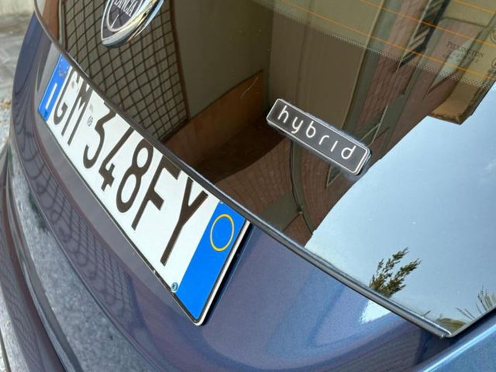 Lancia Ypsilon usata a Roma (7)