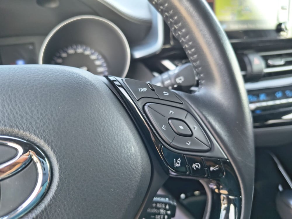 Toyota Toyota C-HR usata a Firenze (17)