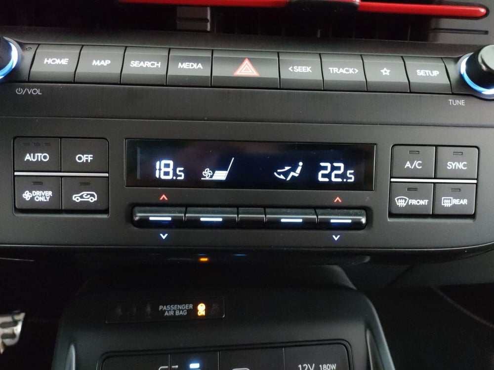 Hyundai Kona usata a Ascoli Piceno (18)