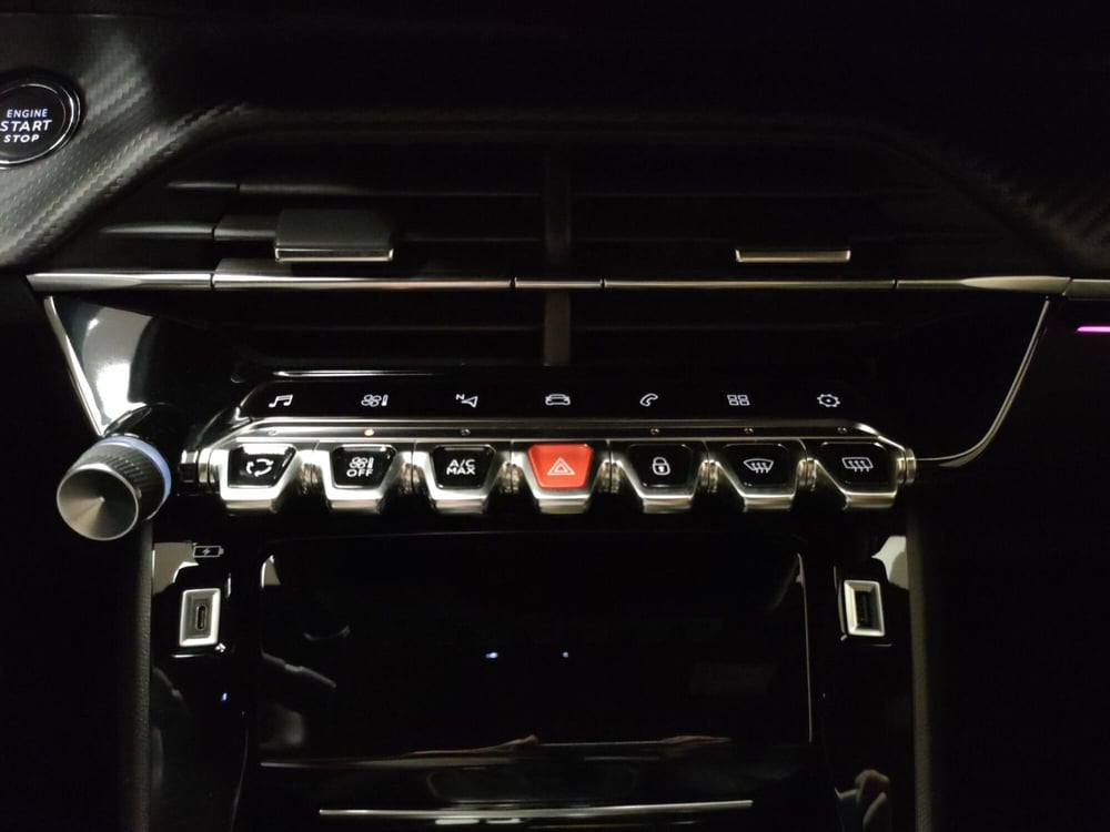 Peugeot 2008 usata a Teramo (20)