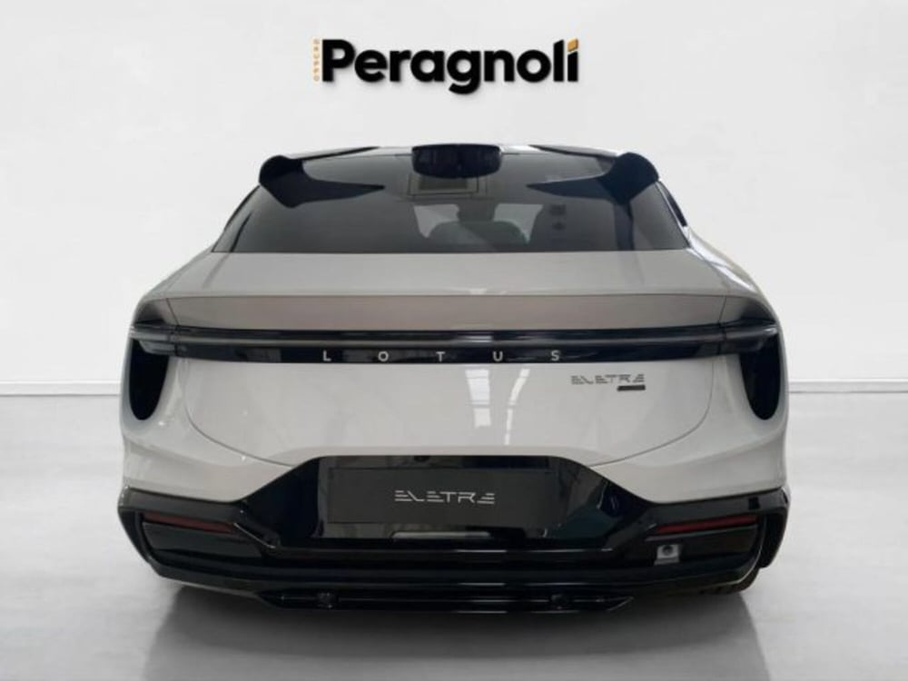 Lotus Eletre nuova a Firenze (5)