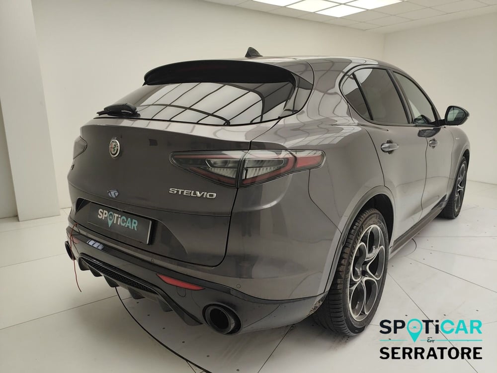 Alfa Romeo Stelvio usata a Como (5)