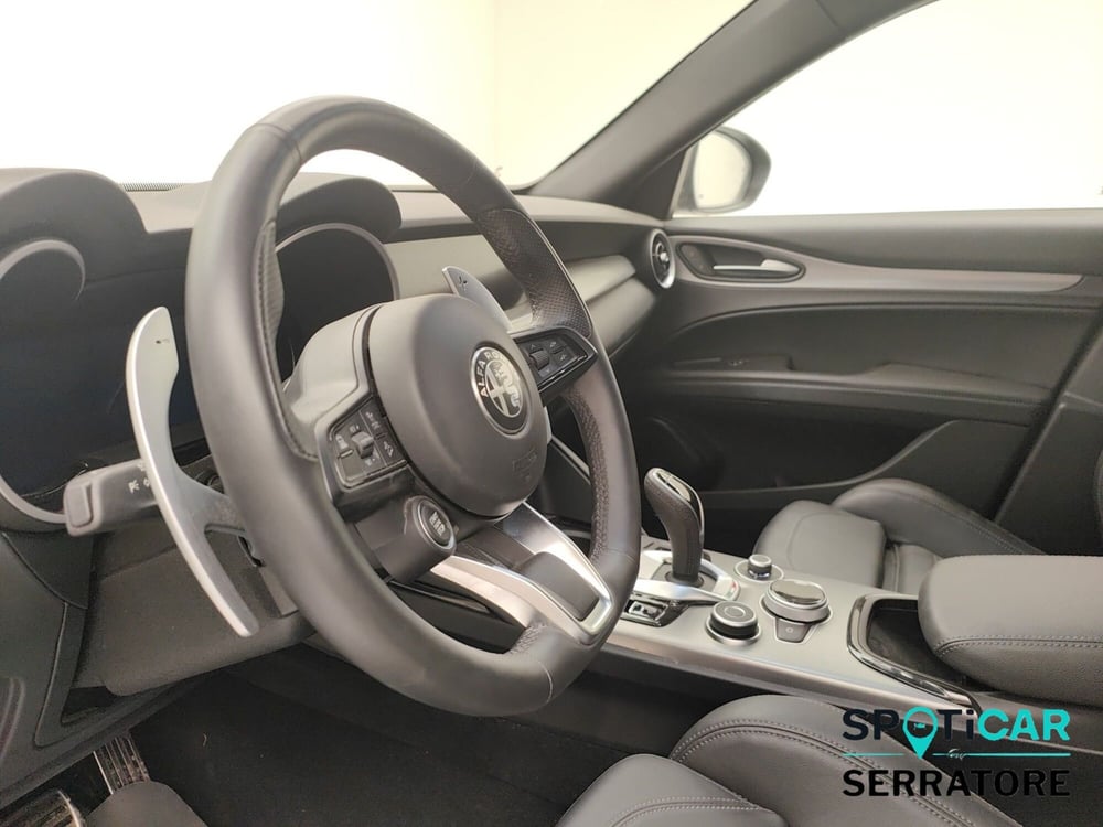 Alfa Romeo Stelvio usata a Como (7)