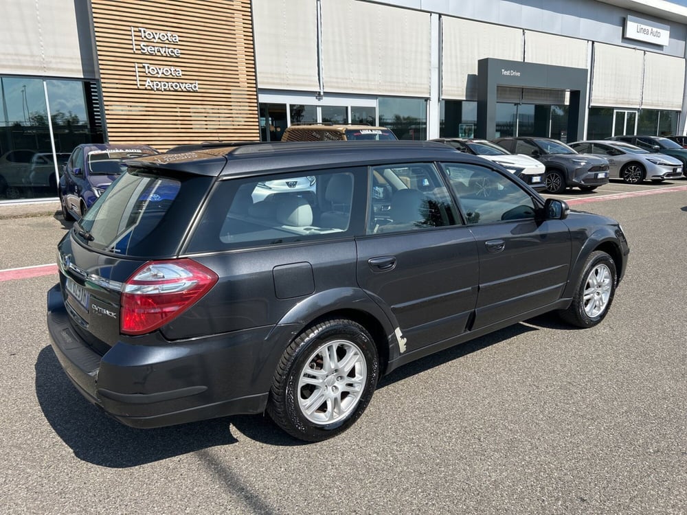 Subaru Outback usata a Piacenza (6)