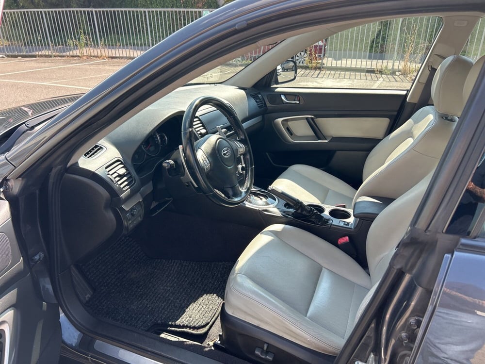 Subaru Outback usata a Piacenza (9)